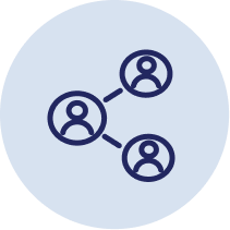 Icon of a network of 3 icons of people